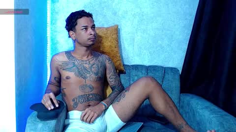 Snapshot of king__boy_ chatting on 6, 1, 2026 king__boy_ online show from 6, 1, 2026