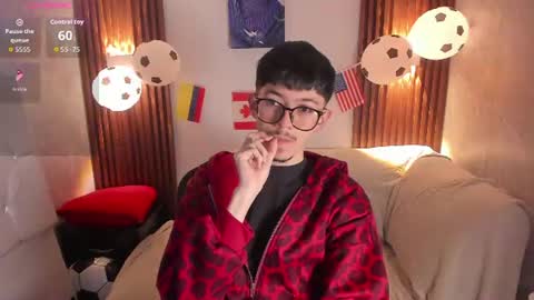 Snapshot of king_luxury1 chatting on 16, 7, 2026 King online show from 16, 7, 2026