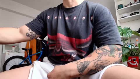 Snapshot of king_master_juan chatting on 4, 12, 2024 The Best Master online show from 4, 12, 2024