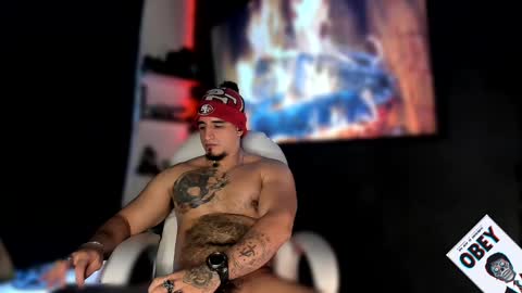 Snapshot of kingbear777 chatting on 8, 2, 2025 King Bear online show from 8, 2, 2025