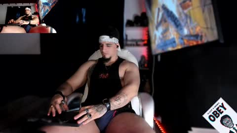 Snapshot of kingbear777 chatting on 15, 2, 2025 King Bear online show from 15, 2, 2025