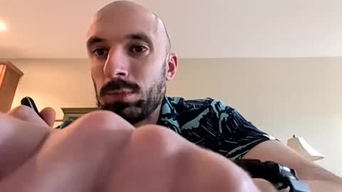 Snapshot of kingdaddysayless chatting on 27, 4, 2026 kingdaddysayless online show from 27, 4, 2026