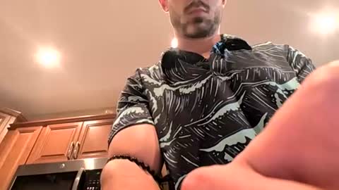 kingdaddysayless online show from 6, 7, 2026