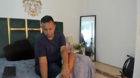 Snapshot of kingg_jay chatting on 28, 5, 2026 kingg_jay online show from 28, 5, 2026