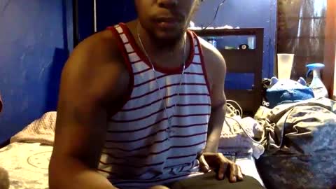 Snapshot of kinglibra420 chatting on 10, 1, 2025 loyal fuck online show from 10, 1, 2025