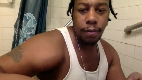 Snapshot of kinglibra420 chatting on 26, 10, 2025 loyal fuck online show from 26, 10, 2025