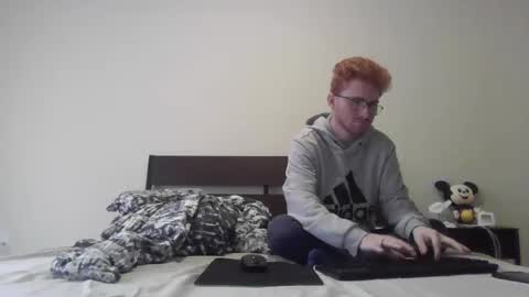 Snapshot of kingoffootfetish chatting on 12, 3, 2025 Master  King Tommy online show from 12, 3, 2025
