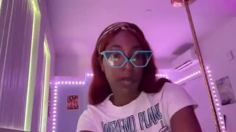 Snapshot of kingparrisjae chatting on 19, 6, 2026 King Parris Jae online show from 19, 6, 2026