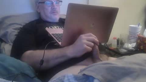 kingtongue10 online show from 28, 3, 2026