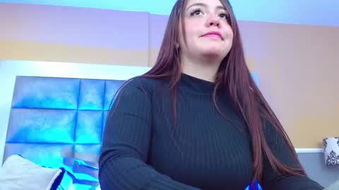  Issabella  online show from 12, 10, 2025