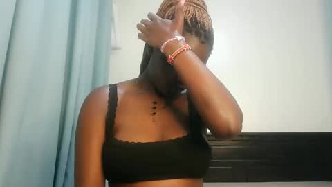 Lola online show from 9, 1, 2026