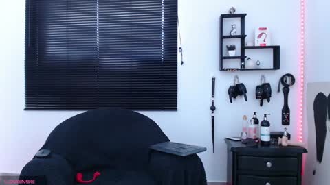 Allison  Diego online show from 11, 12, 2024