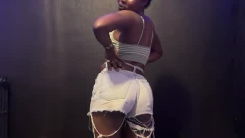 Snapshot of kinkycoupleinteracial chatting on 1, 8, 2026 interracialfacial online show from 1, 8, 2026