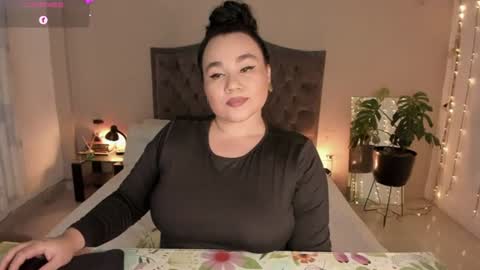 Snapshot of kinkyelise chatting on 9, 7, 2026 Jenny online show from 9, 7, 2026