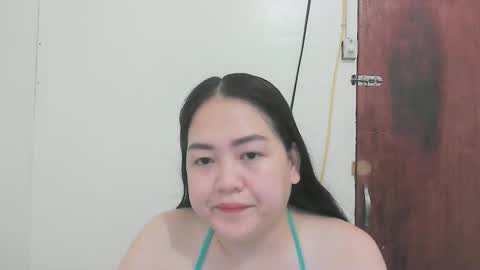 Snapshot of kinkyhotcumm chatting on 25, 4, 2026 KAREN online show from 25, 4, 2026