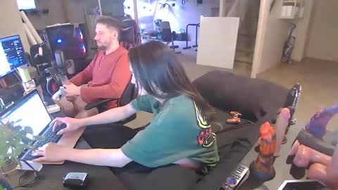 Snapshot of kinkykumiho chatting on 6, 3, 2025 kinkykumiho online show from 6, 3, 2025