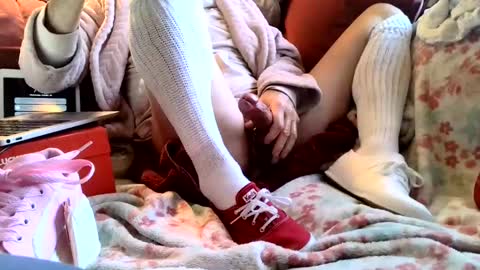 Snapshot of kinkysneakergirl chatting on 29, 10, 2025 KinkySneakerGirl online show from 29, 10, 2025