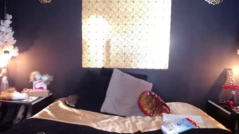 kinkyy_mom online show from 23, 4, 2026