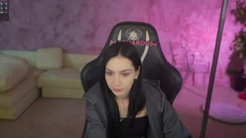 Sweet girls online show from 28, 4, 2026