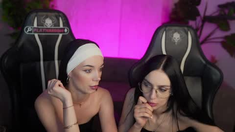 Sweet girls online show from 21, 5, 2026