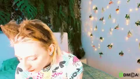 Kira online show from 4, 5, 2026
