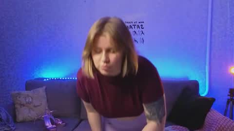 Snapshot of kira_citro chatting on 10, 1, 2025 Kira NEXT STREAM December 4 5pm CET 11am EST online show from 10, 1, 2025