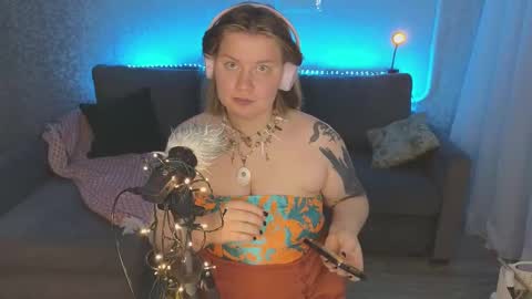 Snapshot of kira_citro chatting on 17, 1, 2025 Kira NEXT STREAM December 4 5pm CET 11am EST online show from 17, 1, 2025