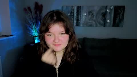 Kira online show from 10, 11, 2025