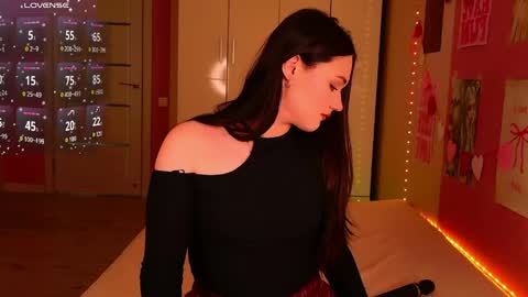 kira_jin online show from 16, 4, 2026