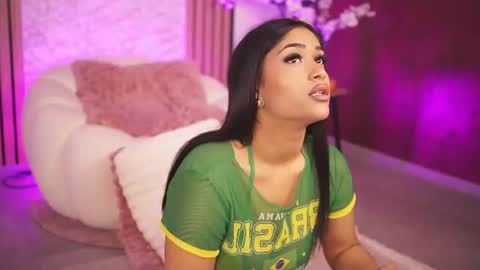 kira krush online show from 4, 7, 2026