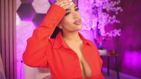 kira krush online show from 22, 7, 2026