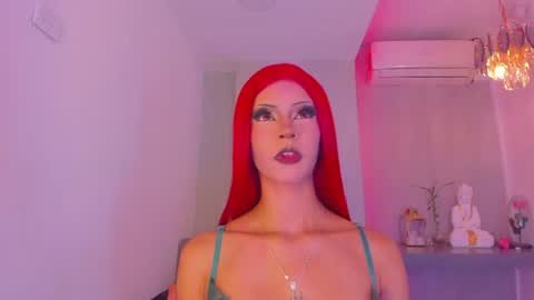 Snapshot of kira_vance chatting on 24, 6, 2026 Kira online show from 24, 6, 2026