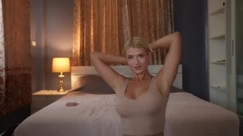 kira bloom online show from 21, 5, 2026