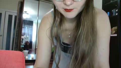 KiraGoldens online show from 1, 11, 2025