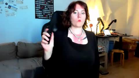 Snapshot of kirakoval2677 chatting on 9, 6, 2026 Kira online show from 9, 6, 2026