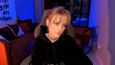 Kira online show from 16, 12, 2025