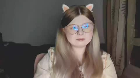 Snapshot of kirayume chatting on 19, 5, 2026 KiraYume online show from 19, 5, 2026