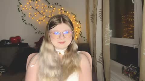 Snapshot of kirayume chatting on 21, 6, 2026 KiraYume online show from 21, 6, 2026