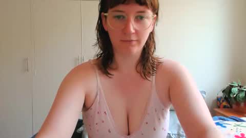 Snapshot of kirbythefae chatting on 15, 1, 2026 Kirby online show from 15, 1, 2026