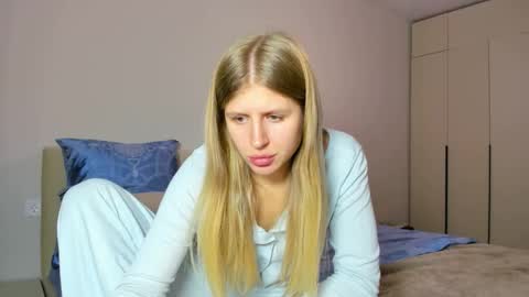 Kira online show from 24, 10, 2025