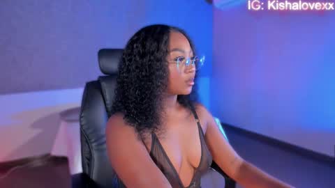 kishalove_ online show from 11, 10, 2025
