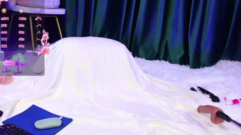 kiss_katy online show from 2, 4, 2026