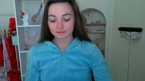 Snapshot of kiss_shy chatting on 31, 5, 2026 Valeria online show from 31, 5, 2026