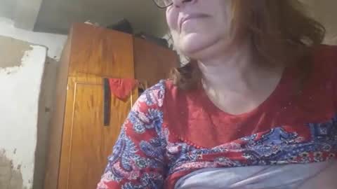 kissandvibe online show from 4, 12, 2025