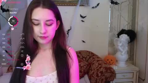 Hot Eva online show from 4, 11, 2025