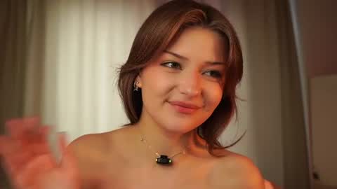 Snapshot of kissiekat chatting on 25, 6, 2026 Lola online show from 25, 6, 2026