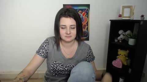 Snapshot of kissleoxx chatting on 9, 9, 2025 kissleoxx online show from 9, 9, 2025