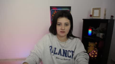 Snapshot of kissleoxx chatting on 19, 10, 2025 kissleoxx online show from 19, 10, 2025