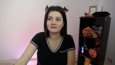 Snapshot of kissleoxx chatting on 29, 10, 2025 kissleoxx online show from 29, 10, 2025