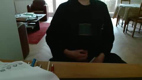 Snapshot of kisslog1 chatting on 12, 4, 2026 kisslog1 online show from 12, 4, 2026